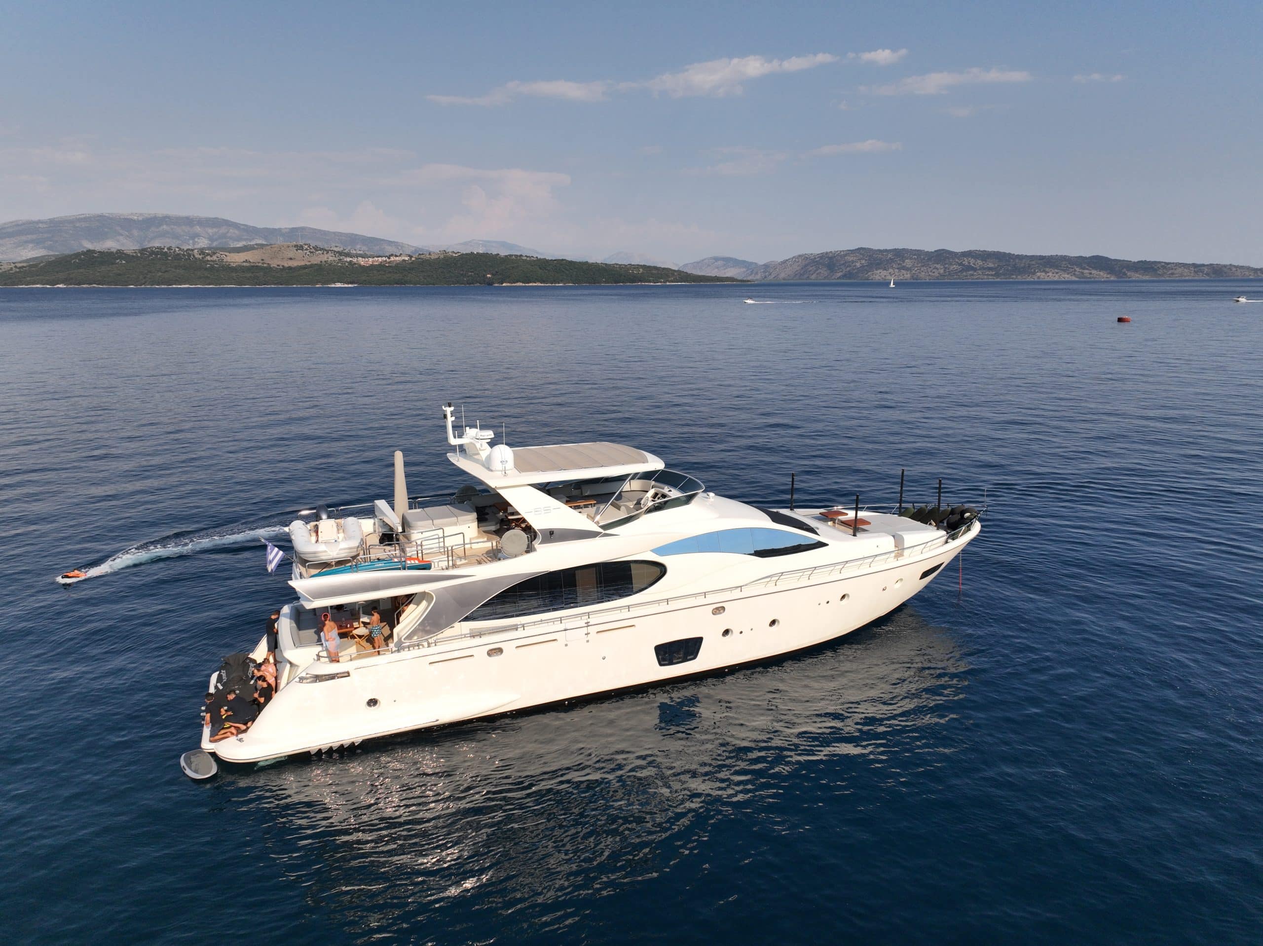 “La Fenice” Azimut 85 Flybridge — 5